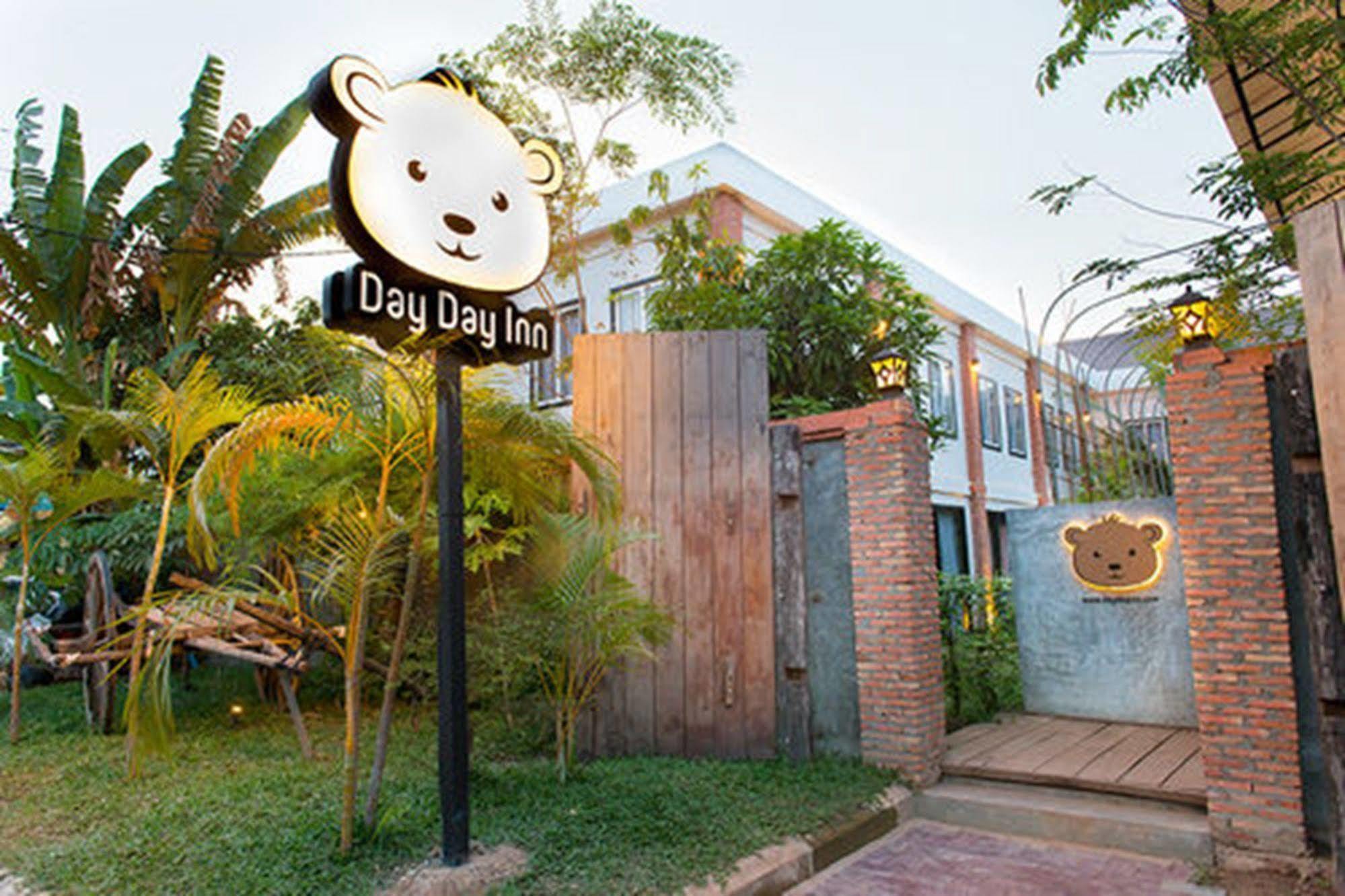 Day Day Inn Siem Reap Extérieur photo